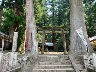 龍穴神社